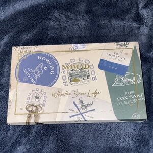 Nomad Lodge Whistler Snow Lodge Palette